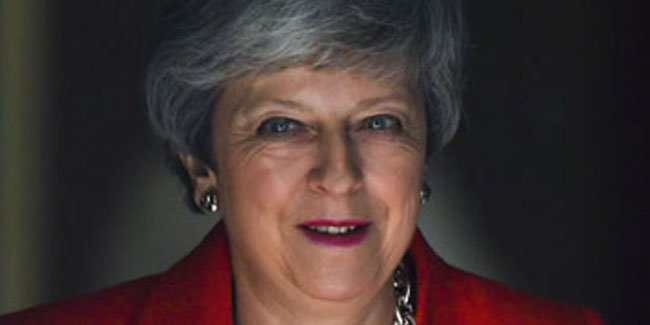 İngiltere Başbakanı May istifa etti! 