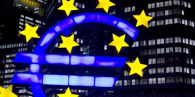 Euro Bölgesi'nde ekonominin daralması bekleniyor
