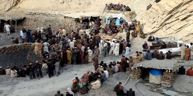 Pakistan'da maden baskını: 11 ölü