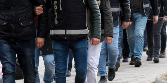 Sivas'ta FETÖ operasyonu: 3 kişi gözaltında