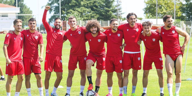 Samsunspor’da 20 futbolcu gitti, 19 futbolcu geldi