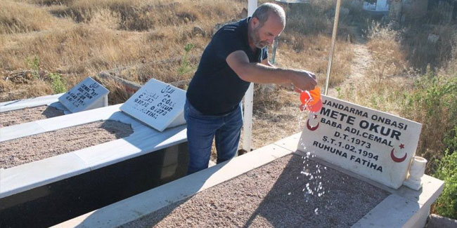  Şehit kardeşinin mezarına 28 yıldır toz kondurmuyor