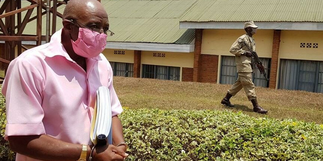 Hotel Ruanda’nın “kahraman” otel yöneticisi terör suçu işlemiş
