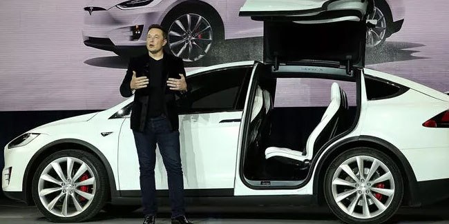 Musk'tan Tesla çıkışı: Fabrikalar para yakıyor!