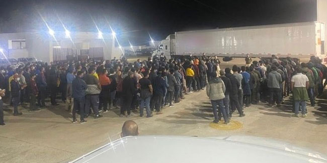 TIR'ı durduran polis şaşkına döndü! İçeriden 359 göçmen çıktı