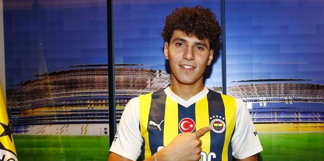 Fenerbahçe, Omar Fayed'in lisansını çıkarttı