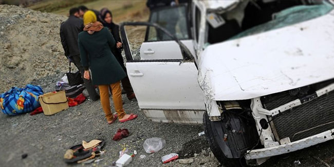 İran'da zincirleme trafik kazası: 14 ölü
