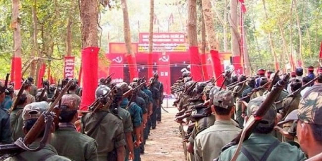 Hindistan'da Maocu isyancılarla çatışma