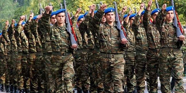 Yunanistan'da koronavirüs orduya sıçradı