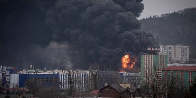 Lviv'de yakıt deposu vuruldu