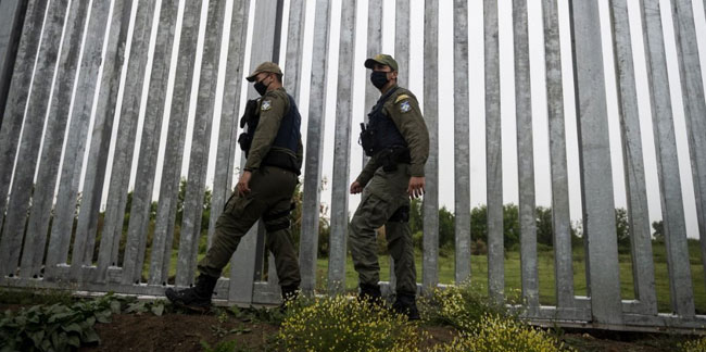 Yunanistan insanlıktan çıktı! Türk sınırına çelikten duvar ördüler