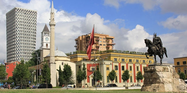 Tarihte bugün (28 Kasım): Arnavutluk bağımsızlığını ilan etti