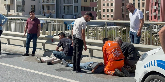 Başakşehir'de korkunç kaza! Ticari araç takla attı: 2 yaralı