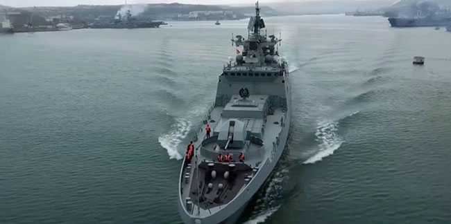 Rus donanmasının Sivastopol’deki karargahına füze saldırısı!