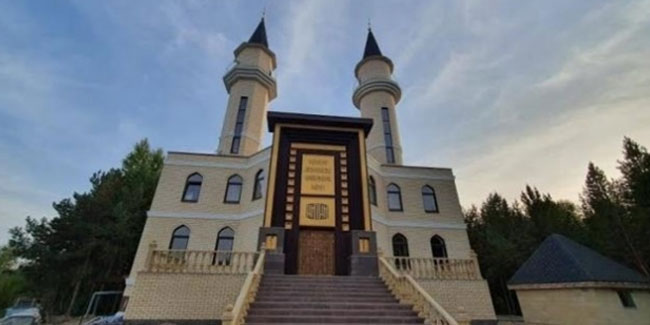 Gökdeniz Karadeniz Rusya'ya cami yaptırdı!