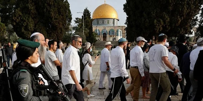 Kudüs’te tansiyon yüksek: Aşırı sağcı Yahudiler baskın yaptı