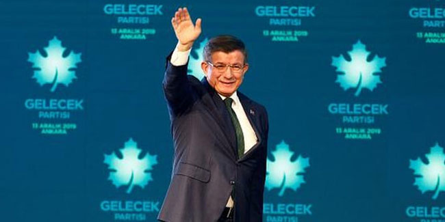 Gelecek Partisi için Davutoğlu'nu kutlayan 16 AK Partili milletvekili kim?