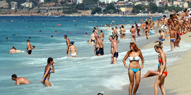 Turizm gelirleri açıklandı: Türkiye'ye gelen turistler günlük ne kadar harcıyor?