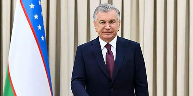 Özbekistan'da Mirziyoyev, yeniden cumhurbaşkanı seçildi