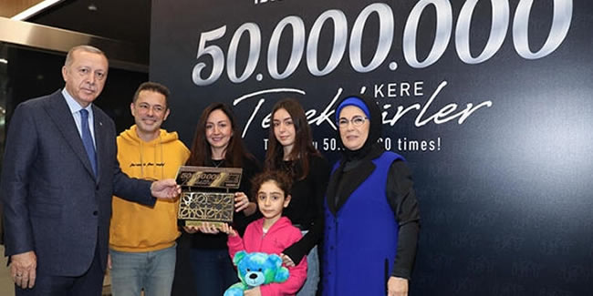 50 milyonuncu yolcuya hediyelerini Cumhurbaşkanı Erdoğan verdi