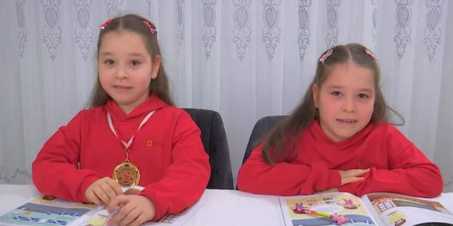8 yaşındaki ikizlerin müthiş başarısı! 9 sorunun tamamını doğru cevapladı