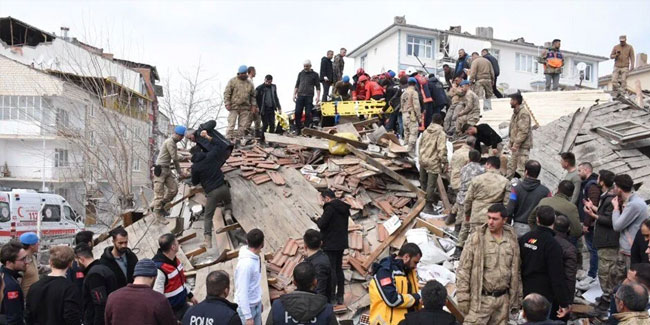 Malatya'da depremde hayatını kaybedenlerin sayısı ikiye yükseldi