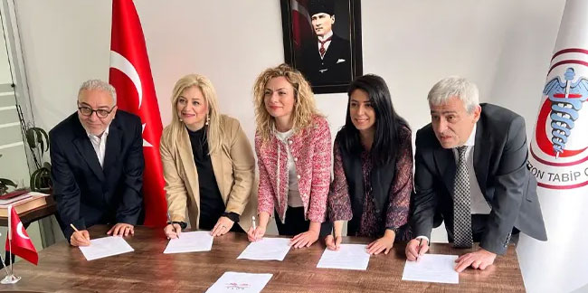 Trabzon'da 15 meslek odası Akademik Odaları Birlikteliği Protokolü imzaladı