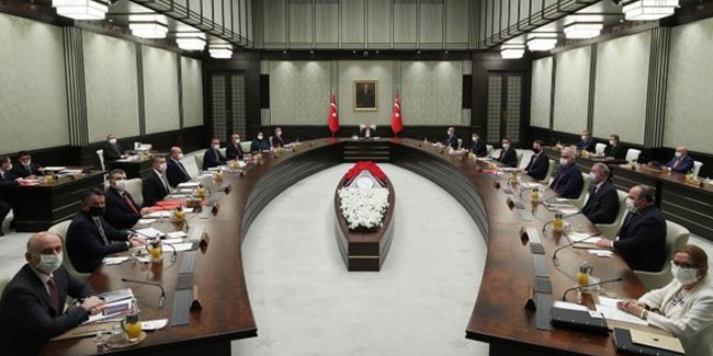 Erdoğan kabineye neşteri vuruyor! Tarih verildi o bakanlar yolcu