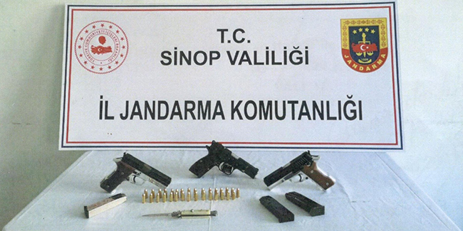 Türkeli'de yasa dışı silah satan bir kişi yakalandı