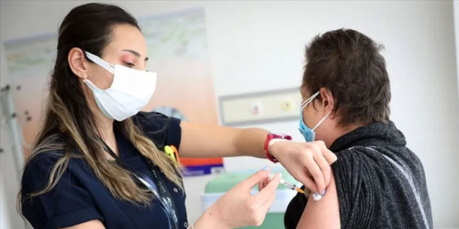 Türkiye'de uygulanan Covid-19 aşı miktarı 100 milyonu geçti
