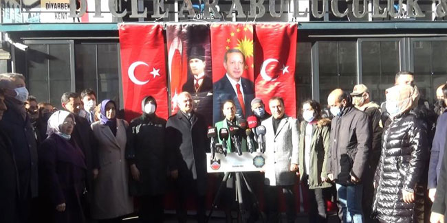 Diyarbakır'da 7 eğitim şehidi törenle anıldı