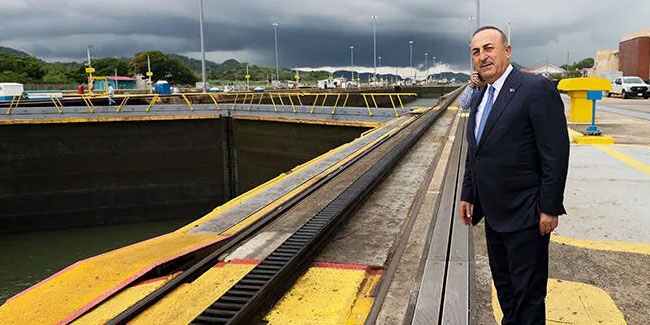 Bakan Çavuşoğlu, Panama Kanalı’nda incelemelerde bulundu