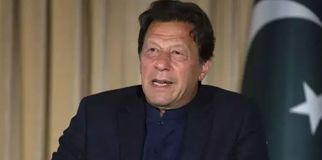 Pakistan’ın eski Başbakanı Khan için tutuklama emri çıkarıldı