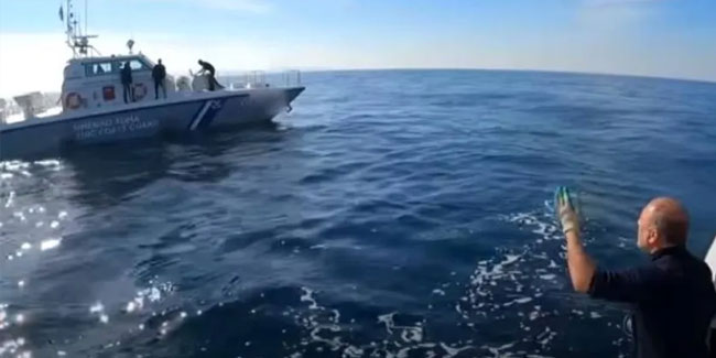 Türk botunu taciz eden Yunan Sahil Güvenliği geldiği gibi geri gitti