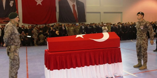 Şehit polis memuru Ertuğrul Kırık'a tören düzenlendi