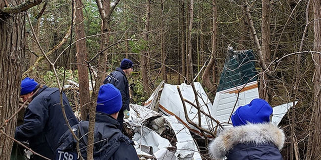 Kanada’da uçak düştü, 3’ü çocuk 7 kişi öldü