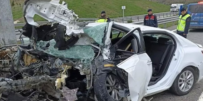Kuzey Marmara'da feci kaza: Motor, otomobilden ayrılarak yola savruldu