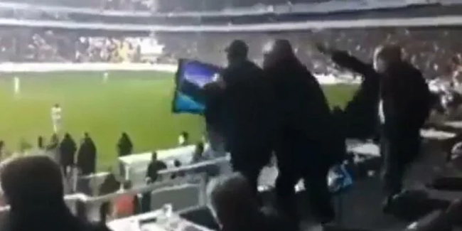 Adana Demirspor Başkanı Murat Sancak Beşiktaş maçında hakeme sinirlenip televizyon parçaladı