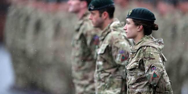 İngiliz ordusundaki kadınlar zorbalığa ve cinsel istismara maruz kalıyor