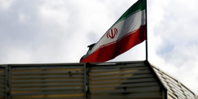 İran: "Hiçbir yabancı gemi, İran gemilerini durduramaz"