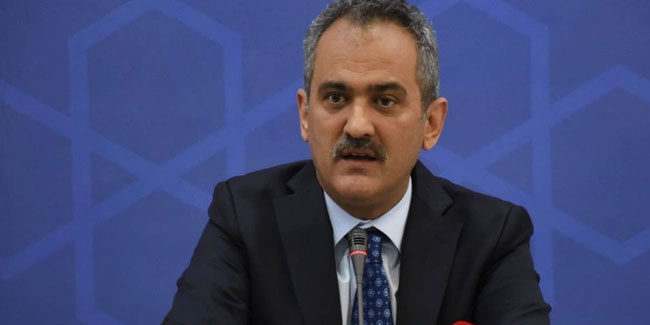 Milli Eğitim Bakanı Mahmut Özer 'ilk kez' diyerek yeni sistemi anlattı