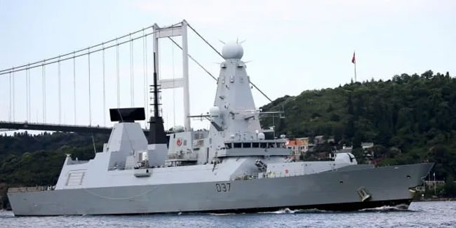 İngiltere'den Türkiye'ye 'savaş gemisi' bildirimi: Karadeniz'e geçecek