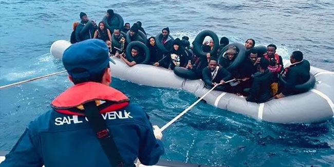 İzmir açıklarında 91 düzensiz göçmen kurtarıldı