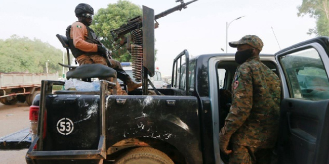 Nijerya'da silahlı saldırganlar 140 öğrenciyi kaçırdı