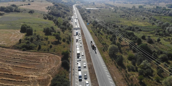 Bolu'da TEM'in Ankara yönü trafiğe kapatıldı