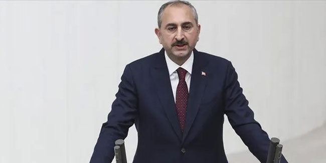 Adalet Bakanı Gül ve İletişim Başkanı Altun'dan peş peşe ''darbe'' tepkisi!