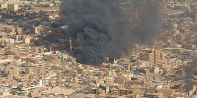 Sudan'daki çatışmalar 1 ayı geride bıraktı: 822 sivil öldü, yüz binler yerinden edildi