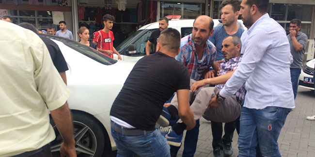 Turgutlu'da motosiklet ile otomobil çarpıştı: 1 yaralı 