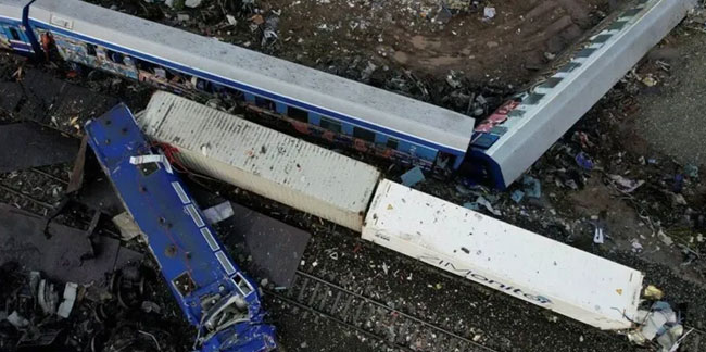 Yunanistan'daki tren kazasında ölü sayısı 57'ye yükseldi
