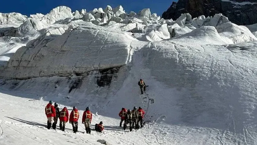 Kırgızistan’daki Pobeda Dağı’na tırmanan 4 dağcı kayboldu